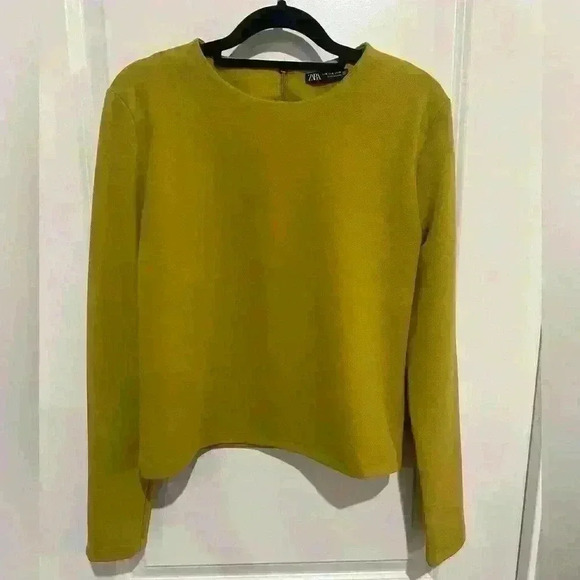 Zara blouse Like-new small olive green chartreuse color - Picture 1 of 3